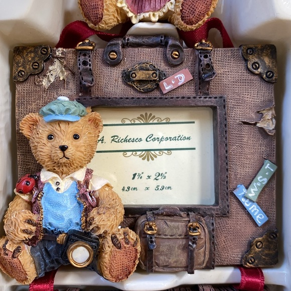 A. Richesco Hanging Frame 🧸 - Picture 6 of 8